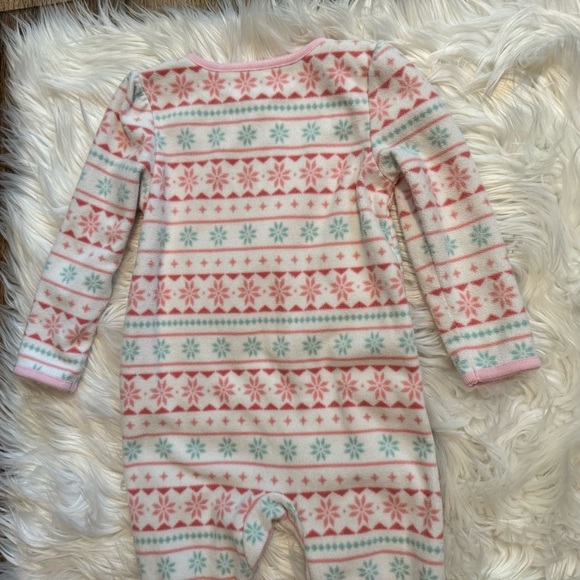 Toddler Girl Carter’s 2T Penguin Winter Pajamas Lot - Picture 6 of 15